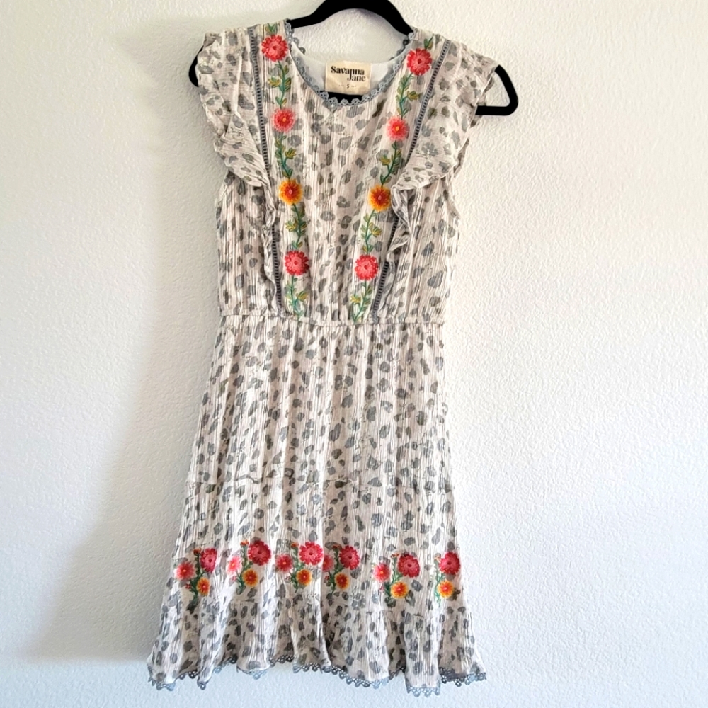 Savana Jane Floral Embroidery Boho Fit And Flare Dress size Small